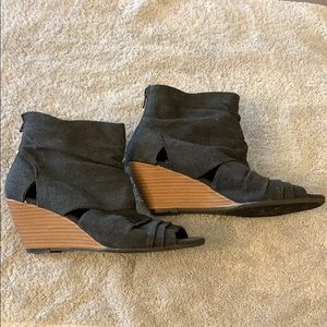 Wedge booties